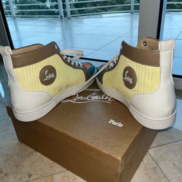 100% authentic Men's Christian Louboutin sneakers. Limited edition (south beach) - Picture 2 of 4